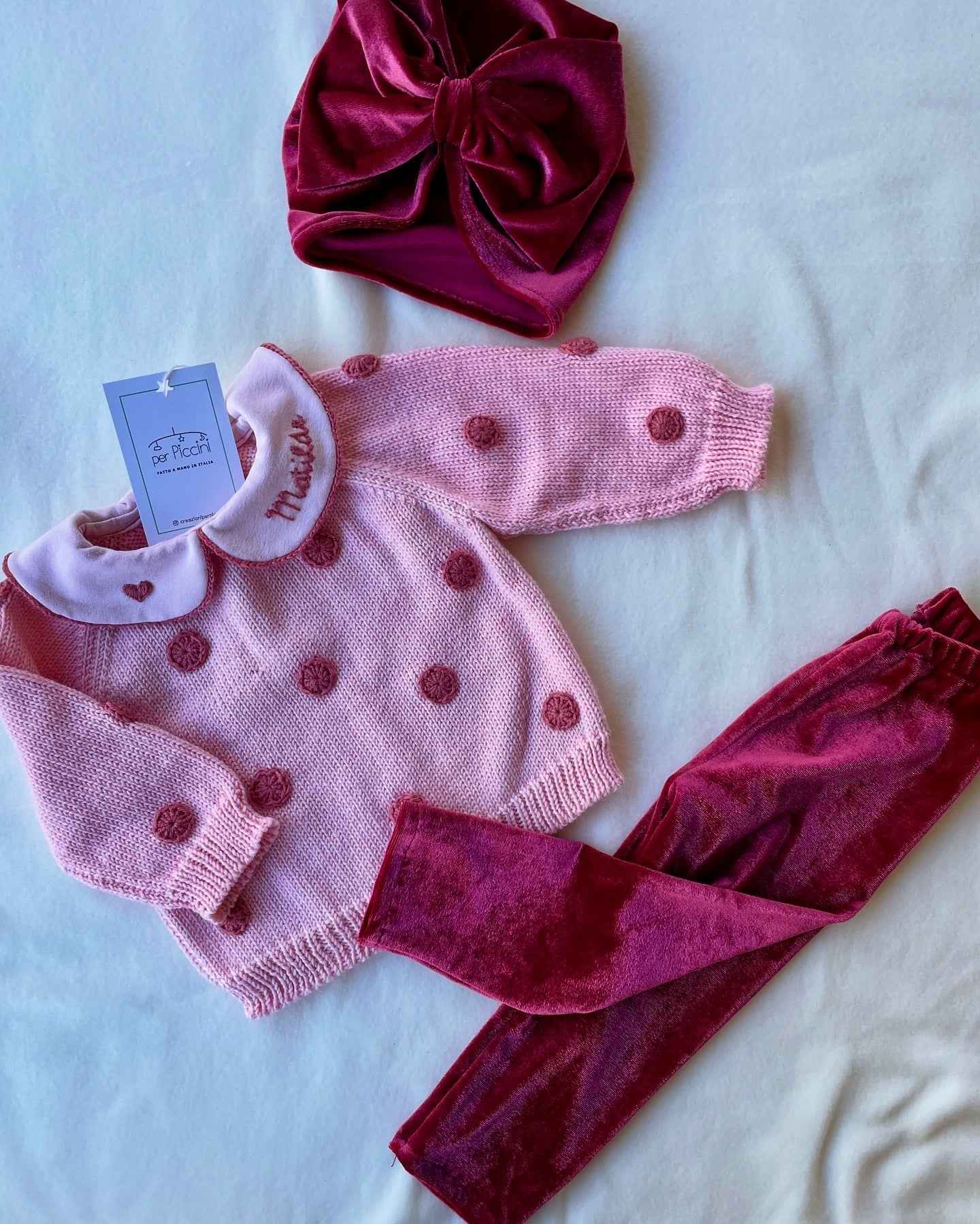 Maglione con pois e colletto in cotone