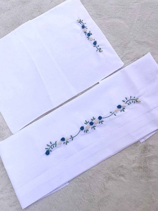 Parure lenzuola culla e federa ricamate