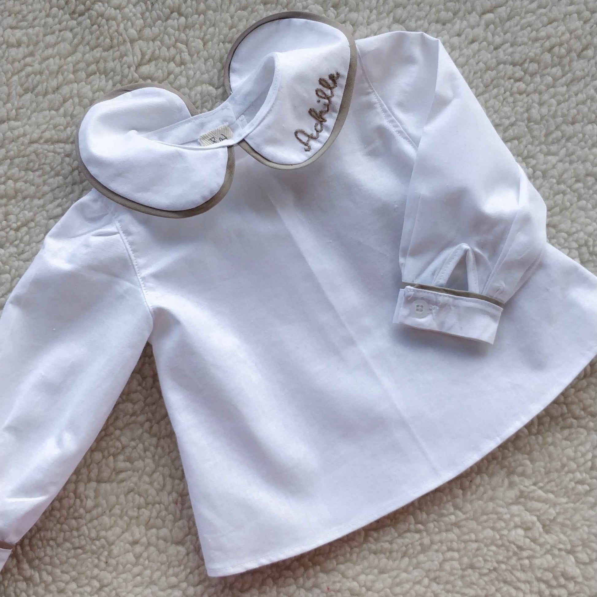 Camicia cerimonia bambino in puro cotone con abbottonatura sul retro