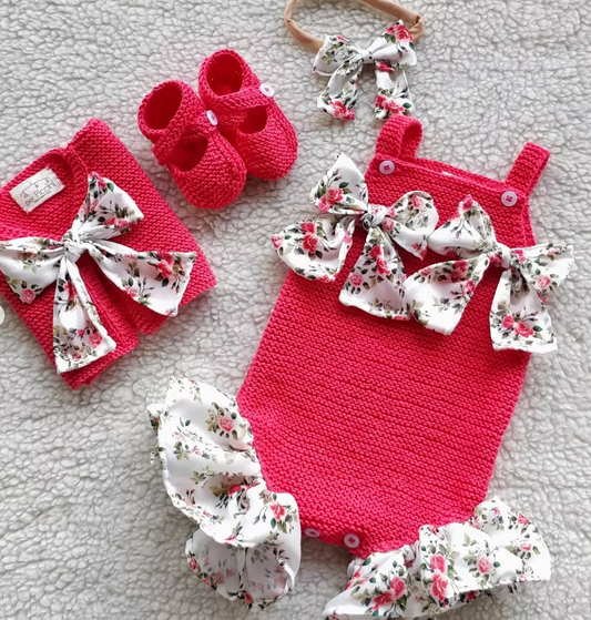 Completino personalizzabile "Babyfiocco" in cotone