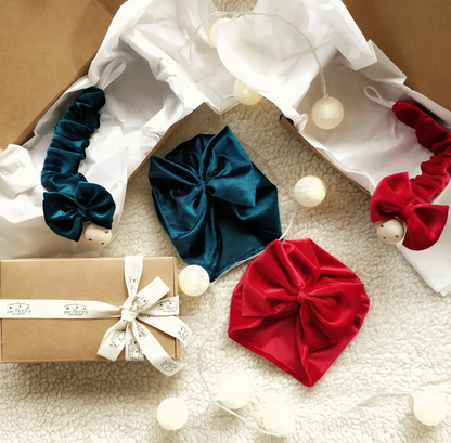 Confezione regalo turbantino con fiocco e portaciuccio in velluto