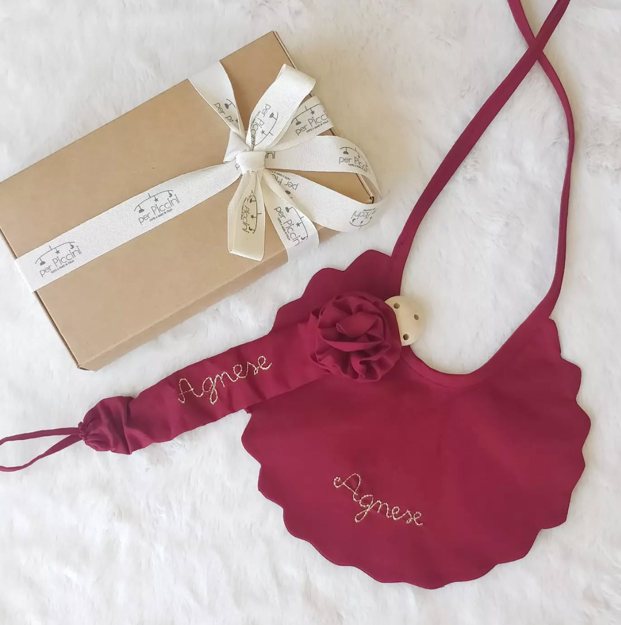 Catenella portaciuccio con rosa personalizzata